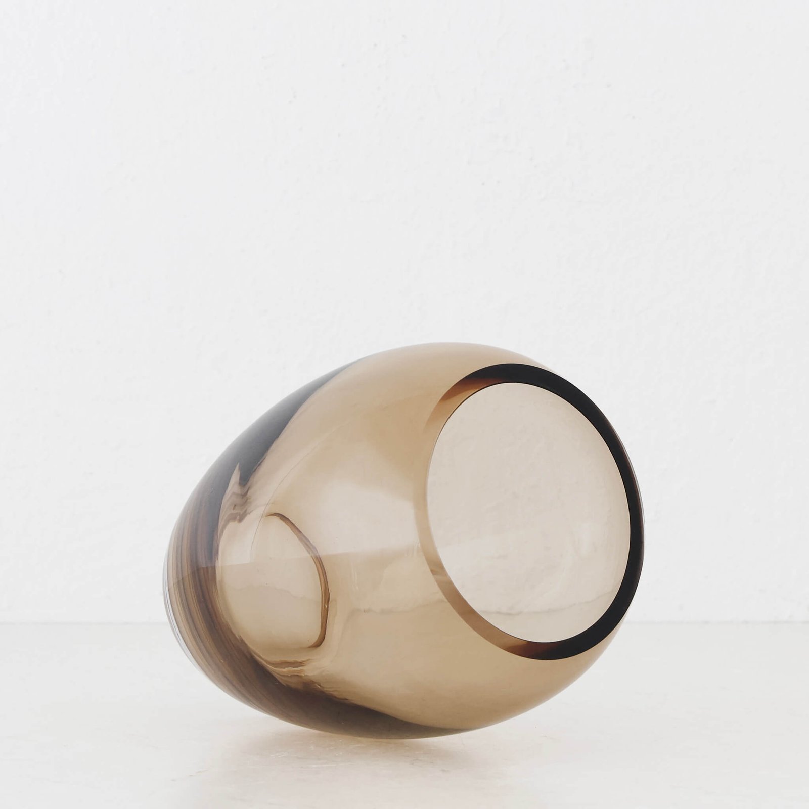 KONIN VASE | 22CM | SMOKED BRONZE GLASS - Image 2
