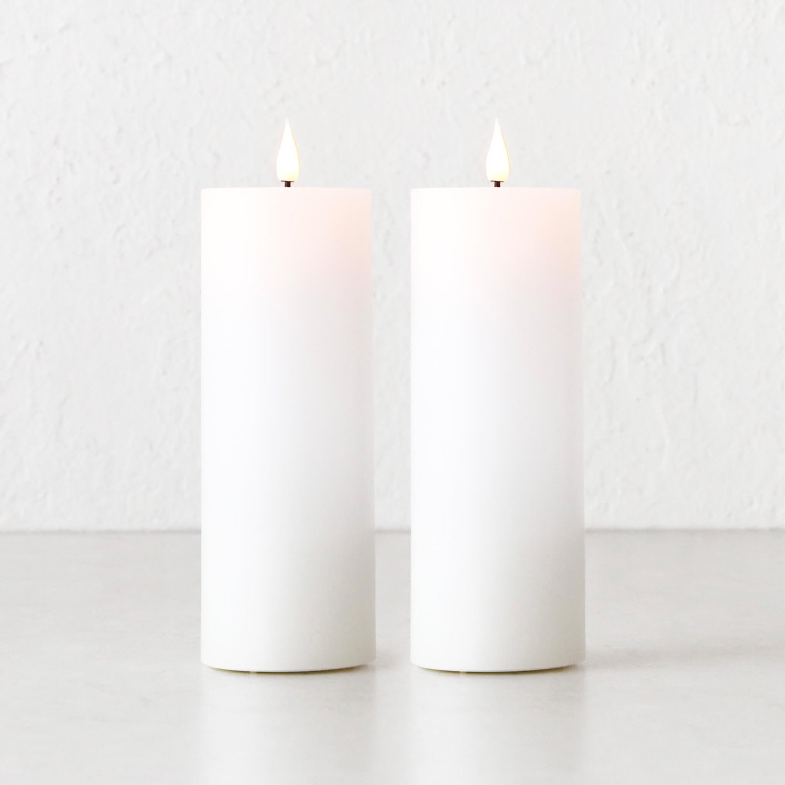 LBD EXCLUSIVE | LED FLAMELESS WAX CANDLE + REMOTE | WHITE | LARGE - Image 5