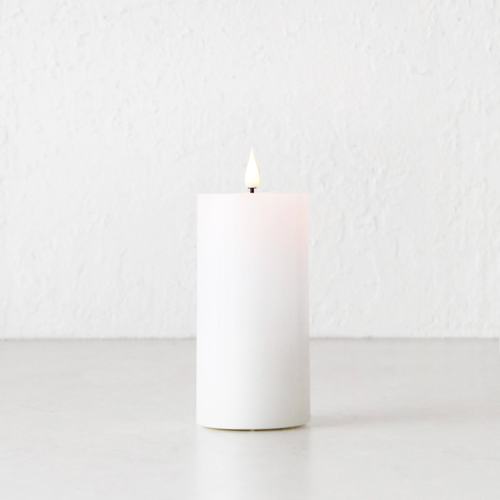 LBD EXCLUSIVE | LED FLAMELESS WAX CANDLE + REMOTE BUNDLE X3 | WHITE - Image 7