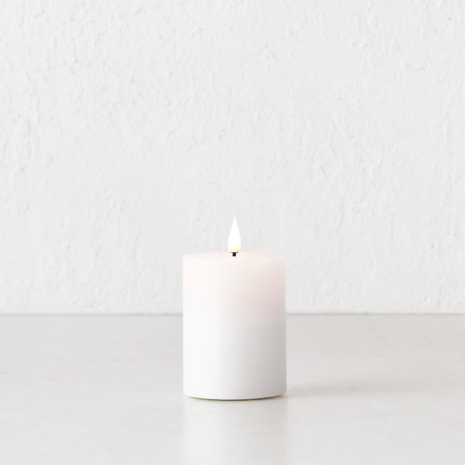 LBD EXCLUSIVE | LED FLAMELESS WAX CANDLE + REMOTE BUNDLE X3 | WHITE - Image 5