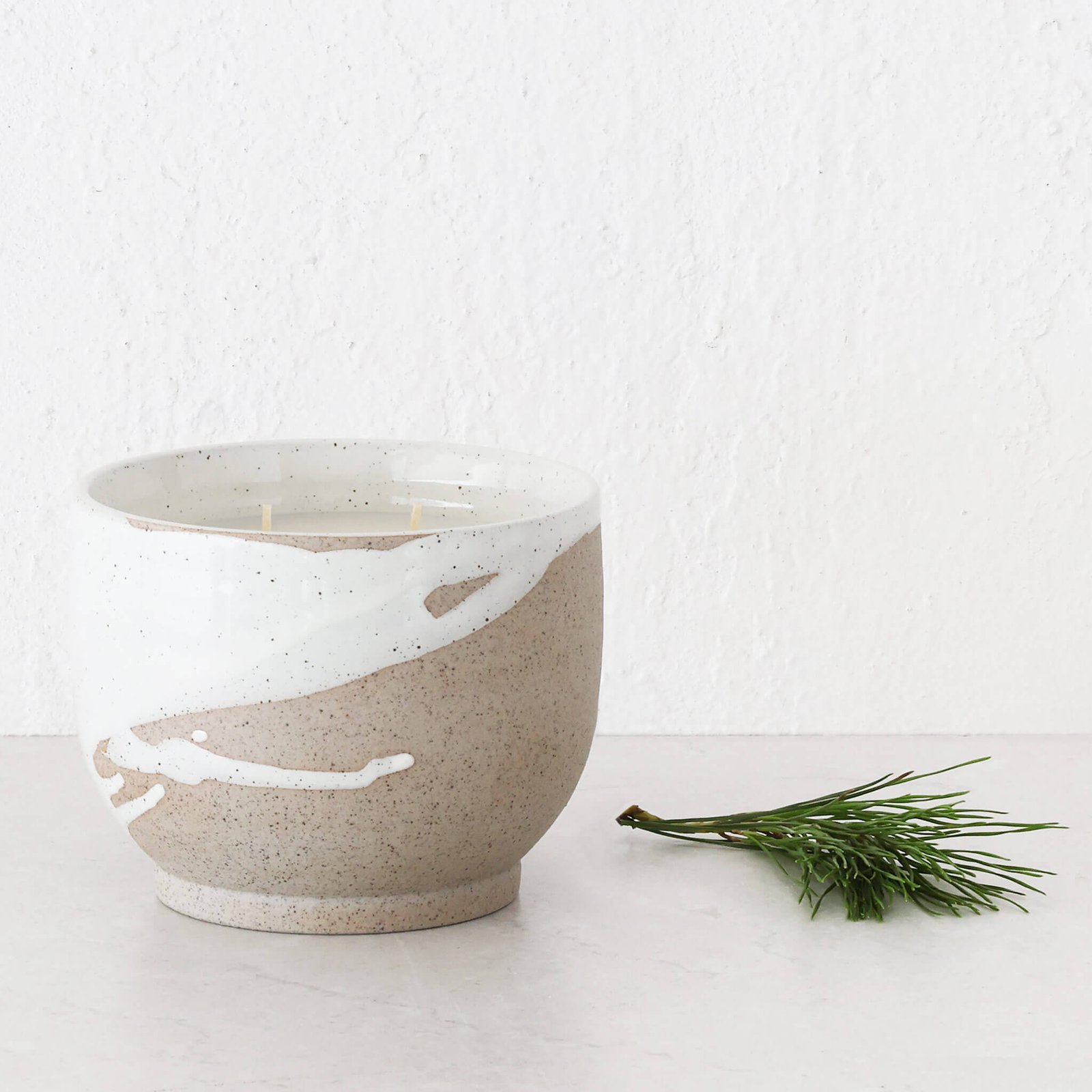 STUDIO MCKENNA | LUNARA SCENTED 600G CANDLE | WANDERLUST - Image 5