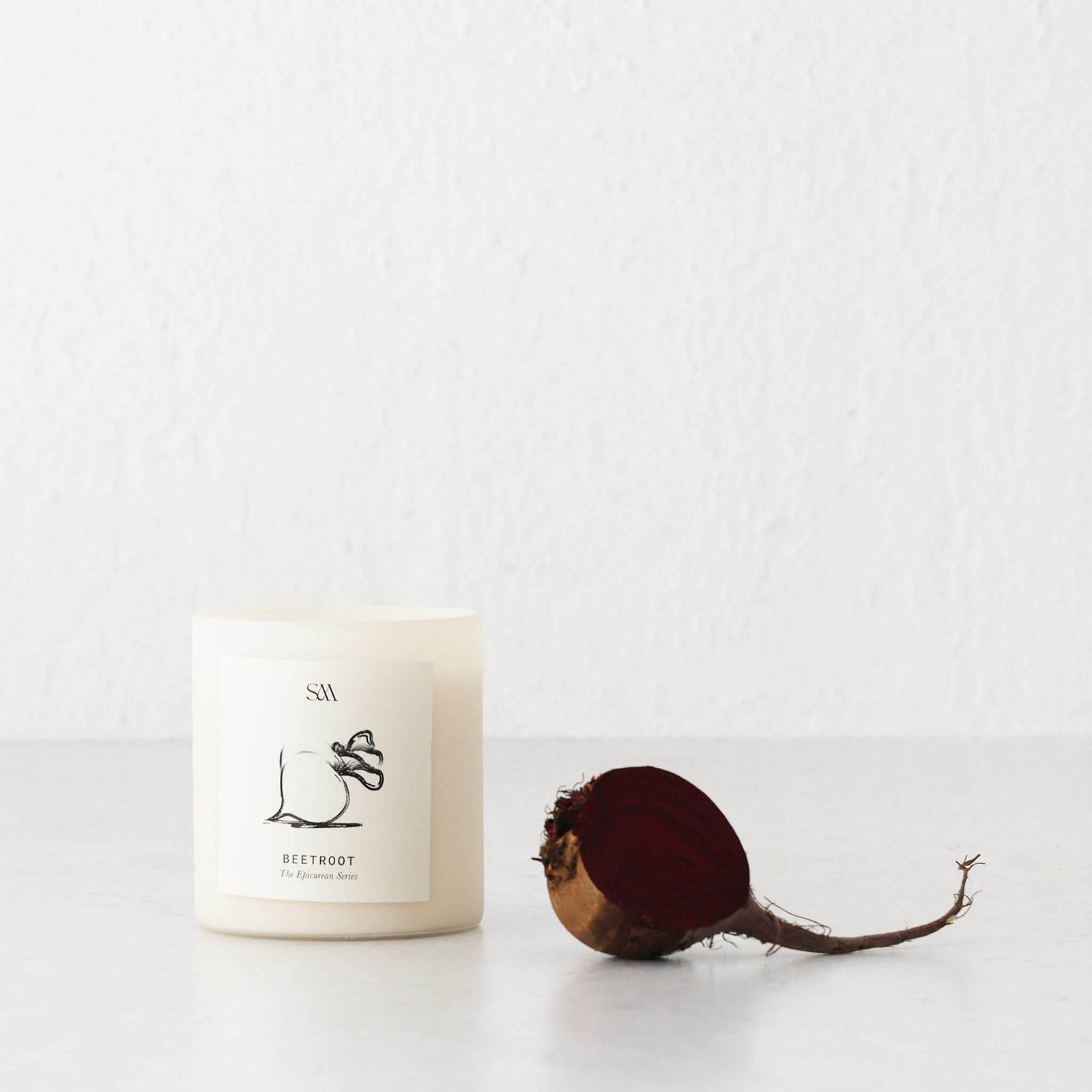 STUDIO MCKENNA  |  EPICUREAN SERIES SCENTED 325G CANDLE  |  BEETROOT - Image 4